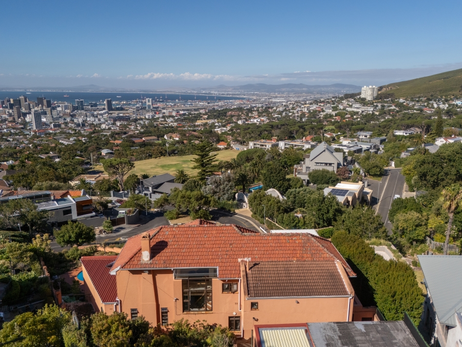 4 Bedroom Property for Sale in Oranjezicht Western Cape